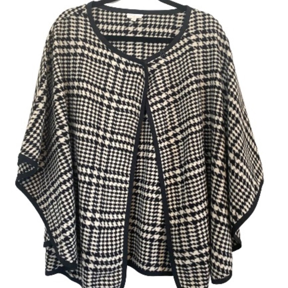Talbots Jackets & Blazers - Talbot’s Black and Cream Houndstooth Cape